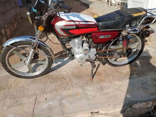 دراجه للبيع موديل 21 صلف هندر كهربايات شغال ويا منفيس سعر 550 وبي مجال رقم 📱 الهاتف ***********
