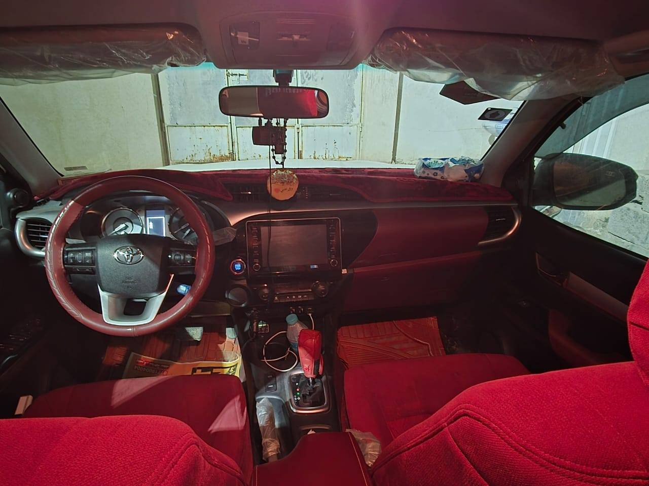 السلام عليكم
بيكب هايلوكس 25 
رقم بصرة 
فول مواصفات 
مبدل بيها بنيد وبجم مال تفصيخ اصلي 
السيارة ما متعوبه ابد ماشيه اقل ال 20 مثل ما موجود بالصورة يعني بعدها شبه زيرو 
السعر 295 ورقة وبيها مجال بسيط 
بعدها بالضمان من شركة ساس
المكان:البصره الزبير
***********
