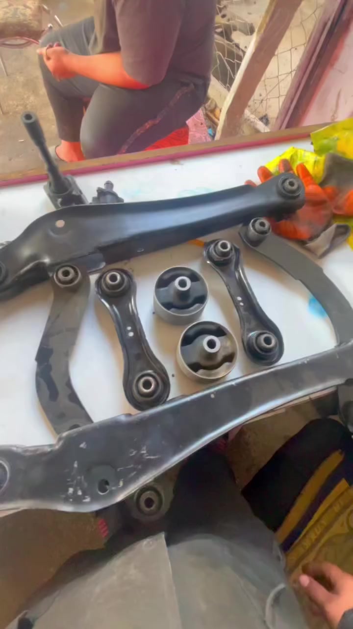 رمضان كريم على الجميع
شلونكم حبايبي 

عرض خاص والفتره محدوده. حداديه خلفي كامل
بدون عمل. مده لعرض سبوع فقط 
خدمات داوود  قطع غيار السيارات لانسر بومه +قرش+سمكره+صبغ عام +تعديل 🚖🚖

العنوان بعقوبة حي المعلمين 

هاتف 📞 ***********
يتوفر خدمه توصيل لجميع المحافظات 

@الجميع
