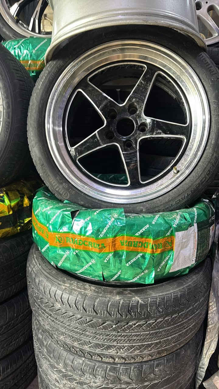 سلاوى خواى گةوره ✅
ويلي ويلد هةموو جوريك به ردةسته 👌🏻
 بة كونه يي به تازه يي 
✅ سليماني تيرمينالي شاره زوور. 
فروشتگاى دووبةى 🛞👌🏻✅
هةموو جوره تايه و ويليك  بةرده سته 
***********☎️👌
