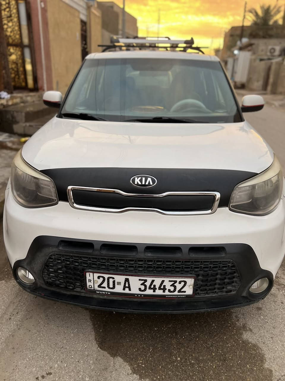 السلام عليكم 
كيا صول موديل 2015
محرك 1600 
 حادث امريكا باب خلفي فقط
وبالعراق صبغ جاملغ وباب اثر طخه بصيطه 
بدون دواخل  
تخم تاير 
فول تحكم 
رقم ديالى الجديد
وبيها بارد السونار موجود بالصور
السعر110 الف
السعر 110 الف
مكاني بغداد بوب الشام 
للاستفسار ***********
