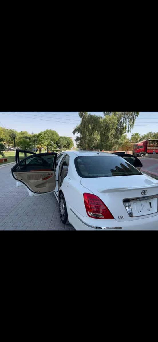 بەناوی خوای گەورە
ماجێستای ۲۰۰٥ ساخ ساخ
هەموو گیانی بەشەرت
لۆک لۆکە
۱چەمەلەخی بۆیاخی ئەوروبایە یەک بستیش بۆیاخی خۆمانە  
بۆ نوقسانی مەگەڕێ
فول مواسەفات بەس سڵایت نییە 
لە سلێمانیم
*********** السليمانية, العراق
