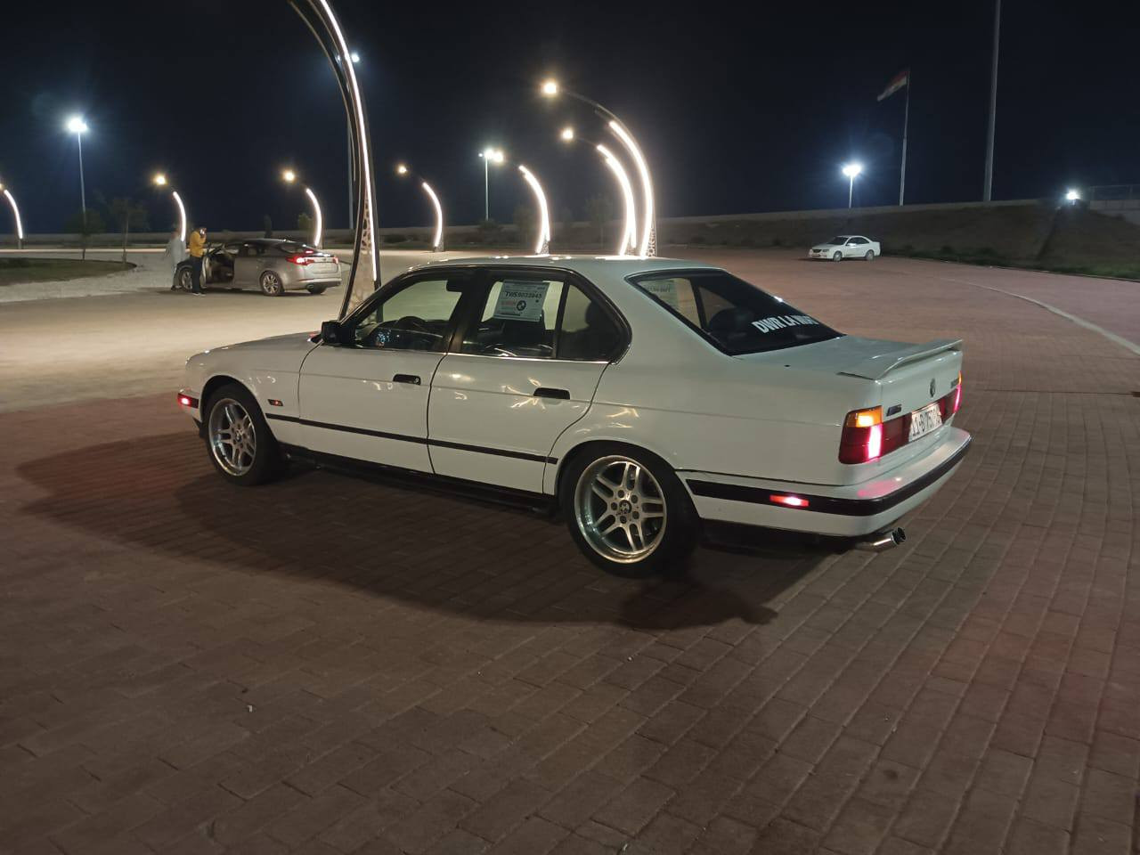 للبيع بي ام 91
525 مسكر عدل مكفول أصل وفصل
رقم بغداد انكليزي مميزز بأسمي شخصياً 
سنويه لحد 2032
كير zf رياضي غني عن التعريف
مكفوله كفاله عامه من ضربه وصبغ السياره على وضع لشركه
ويل M اصلي مختم
داخل جلد 
جام كهرباء 
تبريد شغال 
مسجل وسستم صوت كامل 
كيجات رياضي 
صدر كله جديد
كهربائيات كلها شغاله وعلى وضع شركه
نشاط سياره يشك الكاع ماشاء الله
 ترايك 200 شرط 
السعر 58 مكاني الرمادي
‏‪***********‬‏
