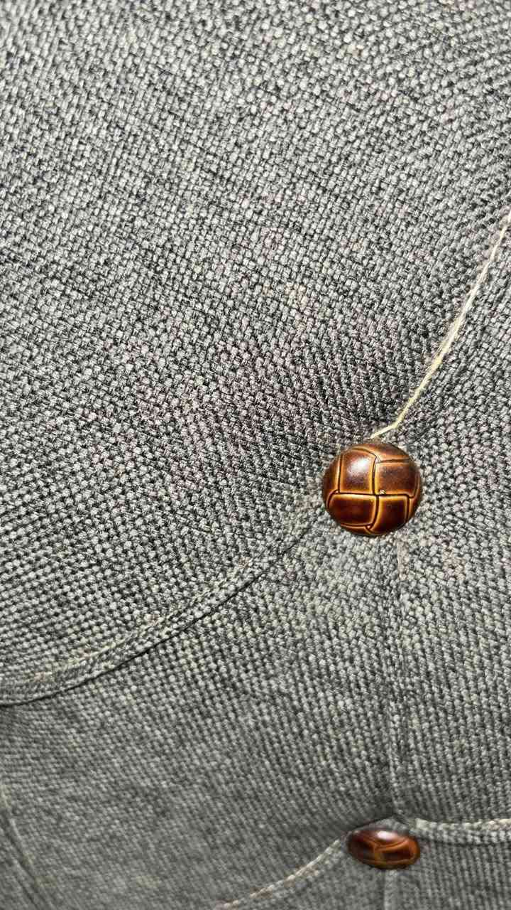 تخم صناعة عراقية متينة وقماش درجة اولى
ما بيه اي ضرر مستخدم قليل مقعدين واريكة مزدوجة اللون والتفاصيل موضحة بالصور ملحقاته ٤ كوشات 
السعر مبدئيا ٦٠٠ الف 
العنوان بغداد البلديات


**إذا كنت صاحب هذا الإعلان وتريد حذفه لأي سبب، رجاءا أرسل رسالة إلى الدعم الفني**