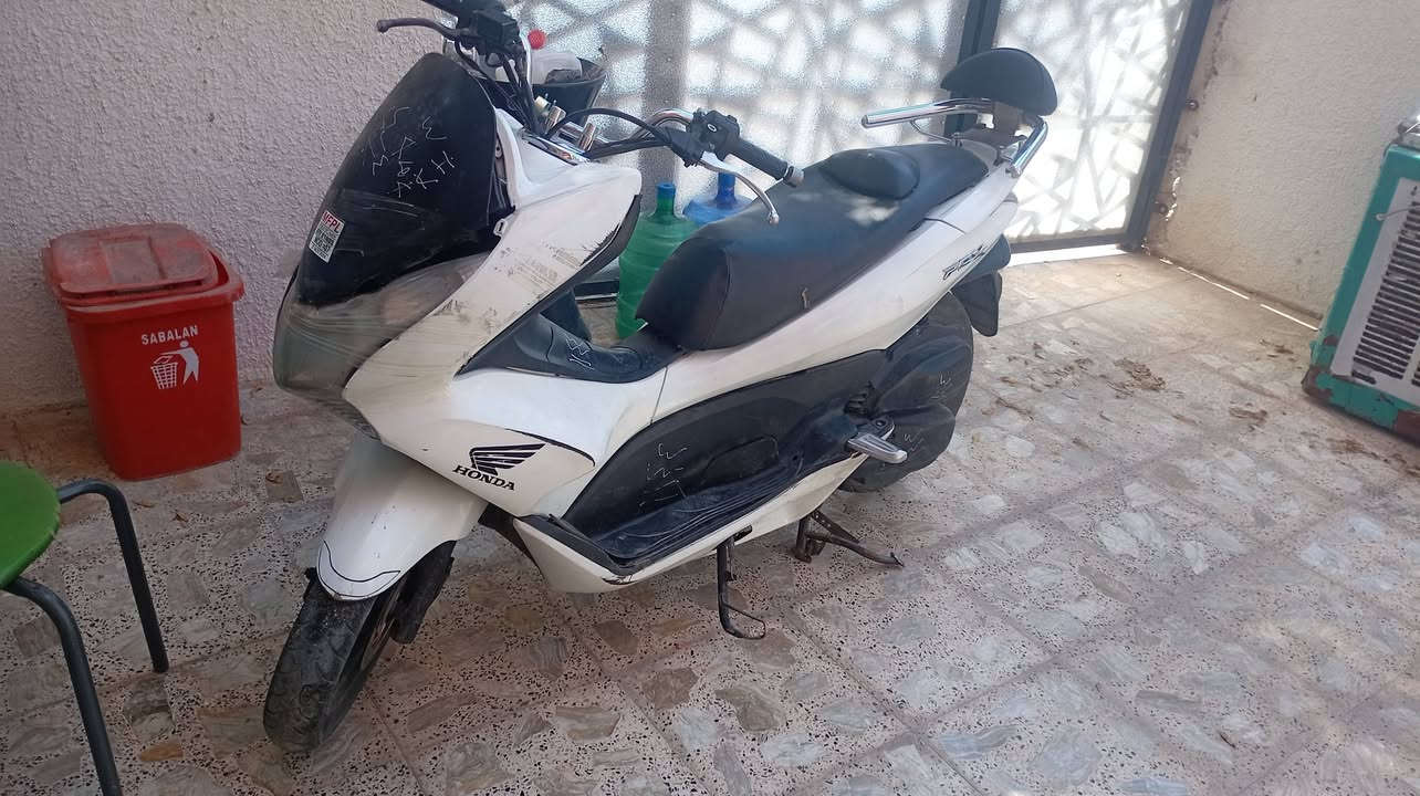 Pcx150cc اندعمت من كدام بس شغاله كلشي مابيه
مكاني الاعضمية سعره850 رقمي ***********
