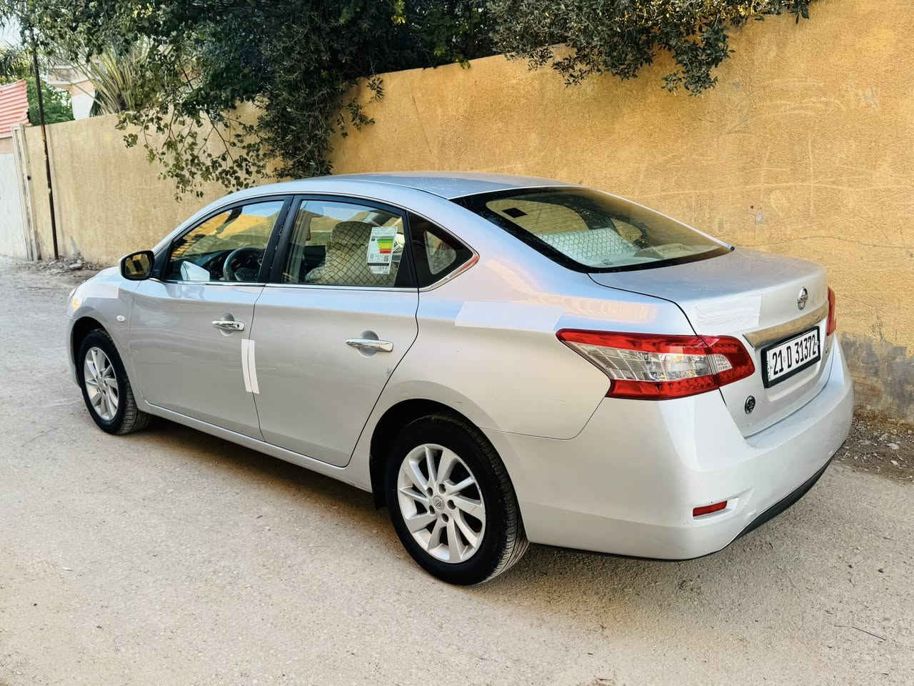 سلام عليكم للبيع نيسان سنترا 2019 خليجي اصل
السيارة جديده بمعنى الكلمة رقم سليمانيه الجديد 
بسم ابن عمي تحويل مباشر صبغ جاملق وباب اليمنه 
شرط بدون دواخل كير محرك صدر تبريد تراي جيد جداً 
السعر 113 ورقه وبيها مجال 
عنوان بغداد للاستفسار ***********
