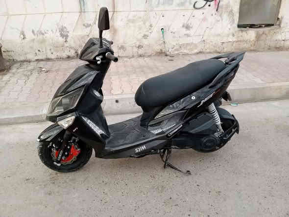 #ياالله السلام عليكم
دراجه سايم رياضي ياباني الكتروني اوراقها كامله و #امكمرك  شلعتها اتخبل وفول نعومه حلوه الدراجه بفضل الله مال جناي وكشر مثل ماموضحه بالصور وبلاديه كهربائيات كلها شغاله نكره صلف قفل جنطه قفل استيرن تايرات جدد والدراجه جاهزه مناقصها شيء 
 السعر700وبيها مجال للطيبين وبيك خير وادلل

هــ(***********)
