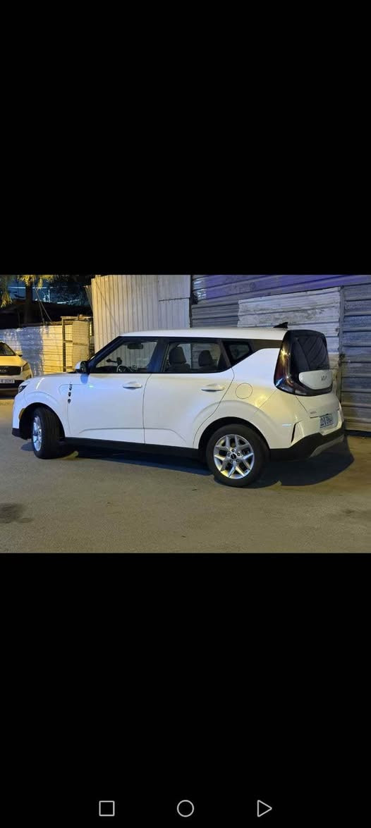 كيا صول ٢٠٢٣وارد أمريكي صور الحادث موضحه بصور بيهه قطعتين فقط ومعمرات أي تبديل مابيهه سيارة جاهزه اي نقص مابيه تبريد ثلج تخم تاير جديد بغداد *********** سنوية جديدة باسمي بغداد, العراق
