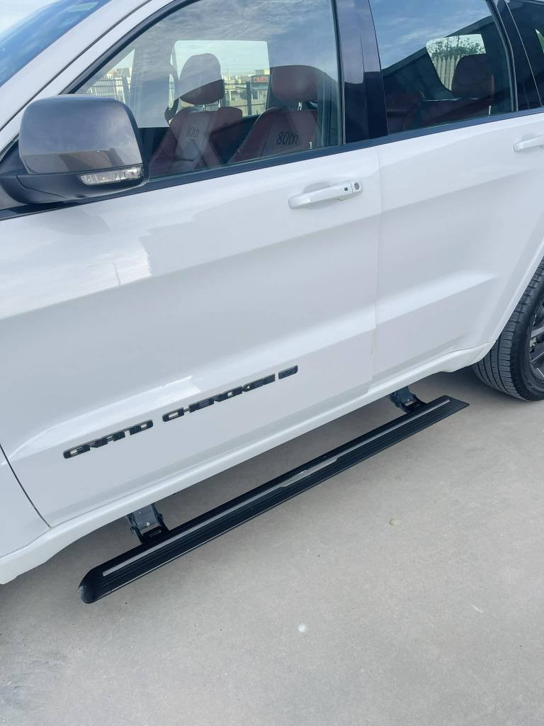 جيب گراند شيروكي 2021 خليجي هارلم عيدميلاد 80 سنة ماشي 40 الف فقط

✅ صارف عليها 35 ورقة ✅
مغلفة PPF ضمان 10 سنوات سيرڤز مجاني 
رقم رباعي اربيل هدية وية السياره
دوسات كهربائي اصلي ضمان 5 سنوات

🛑بدون شخط بدون بارد بدون صبغ بدون تبديل 🛑

فوول الفوول بالمواصفات محرك 6 سلندر 
رادار جبير و داخل احمر بيلادي ويالة S بلادي 

داخل احمر بلادي ، رادار امامي بالدعامية , رادار خلفي و رادار جانبي
كشنات جلد احمر و تدفئة و تبريد و كهرباء و خزن 
سقف بانوراما دبل سلايد ، حساسات امامي و خلفي و جانبي
كامره خلفيه دواره ، شاشة جبيره ، صندوق كهربائي 

گير و محرك و كهربائيات كلها بلادي بلادي بشرط شهر لا مفتوح لا تبديل
تاخم صدر و تاخم تايرات اصليه جديدة و ماتصرف عليها سياره جاهزة من كلشي

رقم اربيل سنوية جديدة لحد 2029 ثاني ايد من الشركة الهارلم باسمي تحويل وكالة بشرط 
✅سعر 288$ و مجال جداّ بسيط بيها ملاحظة جداّ بسيطه تخابرني ادزلك ڤيديو كامل لسياره 

عنوان كركوك *********** واتساب و هاتف ***********  واتساب و هاتف كركوك, العراق
