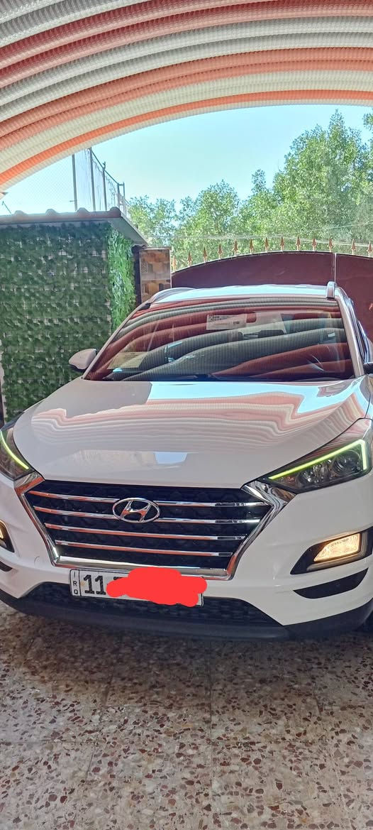 للبيع توسان موديل 19 خليجي شركه الكاصد يعني المواصفات الاصليه فول مواصفات عده بانوراما رقم بغداد الجديد و تحويل مباشر سيارة جديدة ومكفوله من الصبغ والبارد ماشيه 87 ألف العنوان بغداد والشراي يتصل ***********
