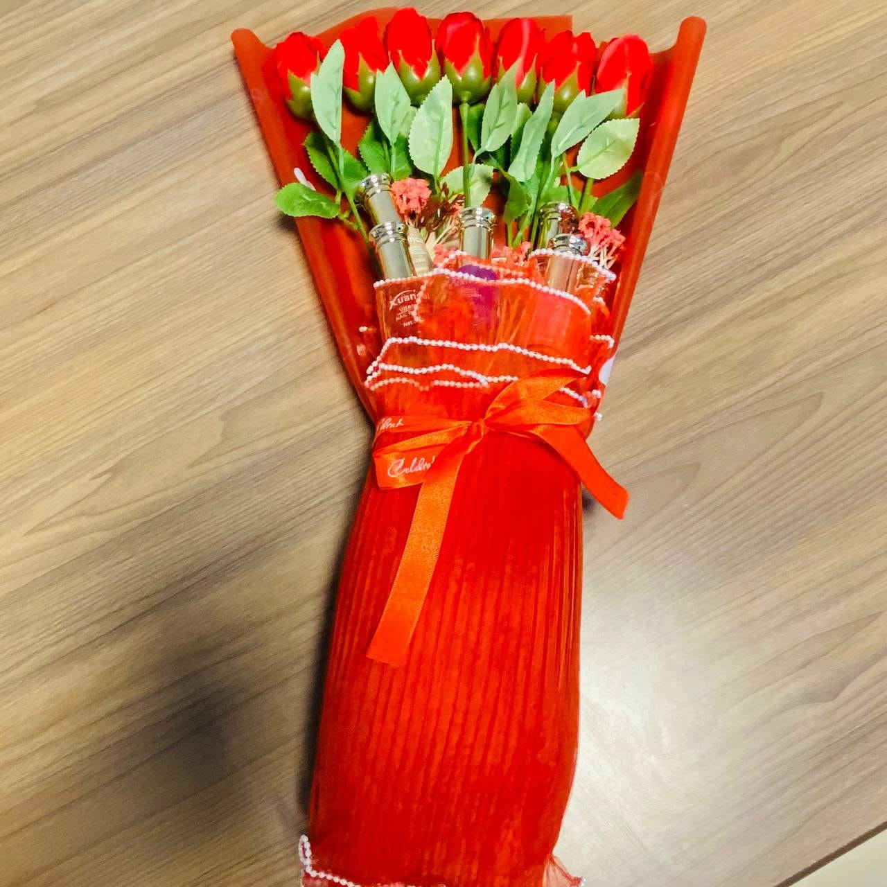 في يوم الحب، لا أجد كلمات توفي حقك، فأنت لست مجرد شخص عابر في حياتي، بل أنت الحياة ذاتها. أردت أن أجمع لك في هذا البوكيه حُمرة الورد التي تشبه خجلك، وألوان الأناقة التي تعكس روحك الجميلة. ❤️
هدية للحبيبة الي تحب اضافرها ب الوان باربية 🥹❤️❤️
مع كارت حسب العبارة لتردوها ❤️

سعر البوكي 25 الف
🚘يوجد خدمة توصيل لجميع محافظات العراق 5 الاف🚘


**إذا كنت صاحب هذا الإعلان وتريد حذفه لأي سبب، رجاءا أرسل رسالة إلى الدعم الفني**