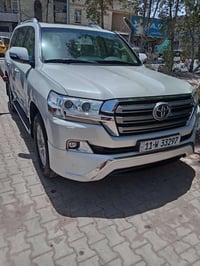 لاندكروز • ٢٠١٧ • ٩٠ الف