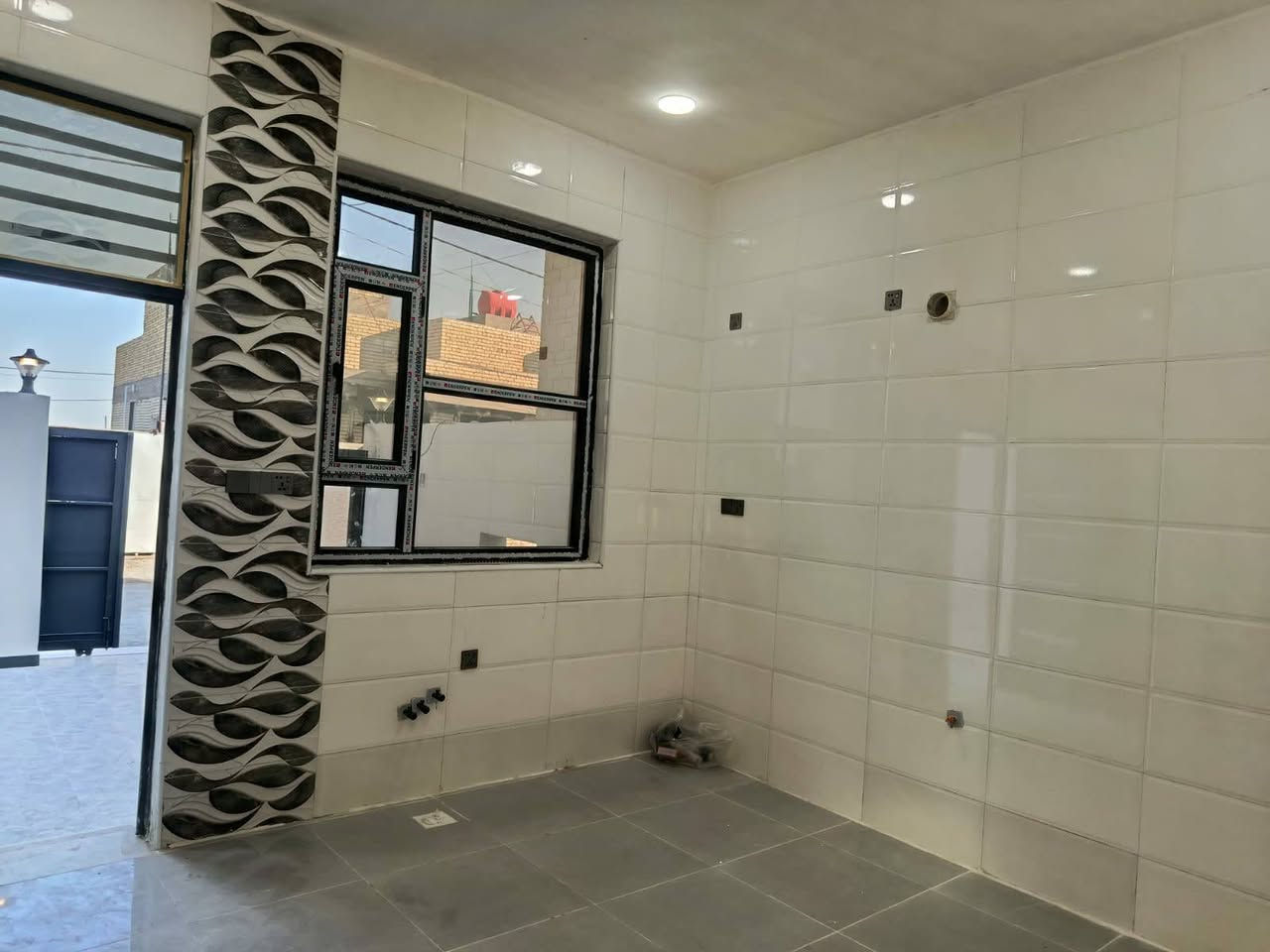 📢#للبيع دار سكني 🏠
طابو زراعي سند 25 🏫
 السعر 118 مليون 💸وبي مجال 
⚡⚡⚡⚡⚡⚡⚡⚡
 المساحة 170 متر 
واجهيه 8
⚡⚡⚡⚡⚡⚡⚡⚡
 طابق واحد غرفتين نوم مع ملحقات الدار مذكوره 
⚡⚡⚡⚡⚡⚡⚡⚡
   العنوان بابل حي الجزائر قرب سيد موسى عليه السلام 
⚡⚡⚡⚡⚡⚡⚡⚡
للاستفسار المشاهدة بالفيديو 
 يتوفر اتصال 📞مع واتساب 📱
  ( ***********)
