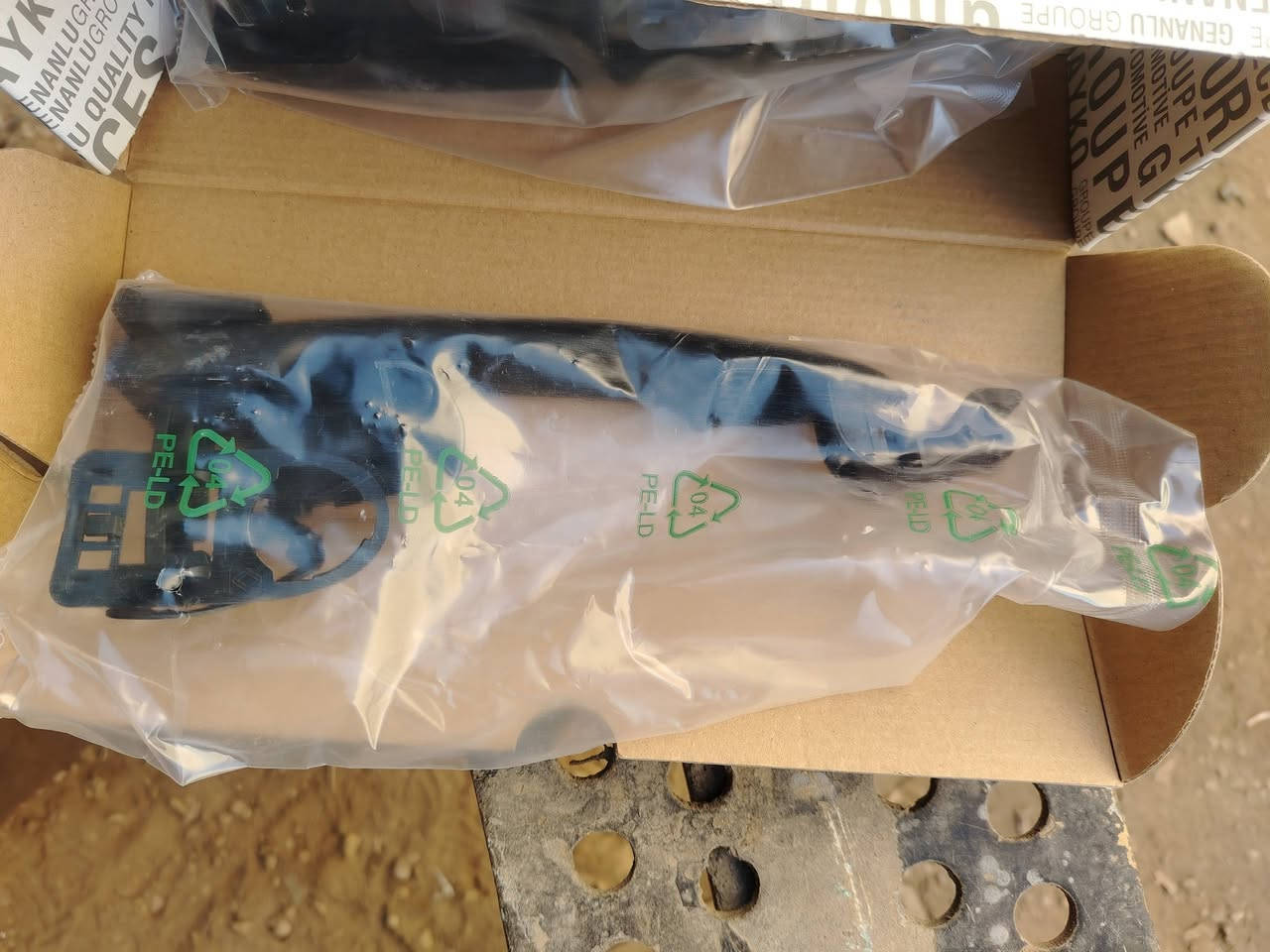 توفر أدوات رينو ميكان4 حديث
دعاميه امامي 
لايت 
بك لايت 
جاملغ 
شباك كامل 
شباك أسفل 
كفرات بلاجكتور 
بلاجكتور +دعاميه خلفيه 
شريط ستيرن
حداديه كامله
مشط ستيرن
طبرباز أمامي 
أدوات بس أصلي متوفر
عنوان نجف الاشرف حي الصناعي بلوك الثالث مقابل المصرف محل البقيع #يتوفر خدمة توصيل للجميع المحافظات *********** علي محمود
***********علي محمود
