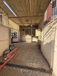 بيت ايجارر . مساحه. ١٢٠. متر. واجهه. 7ونص. يحتوي. عله.4.  اربعه. غرف. ...