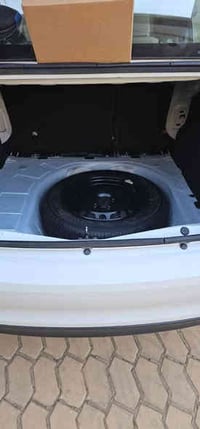 رينو سيمبول للبيع  موديل 2020 مكفوله من الصبغ ماشيه 59 الف السياره بلا...