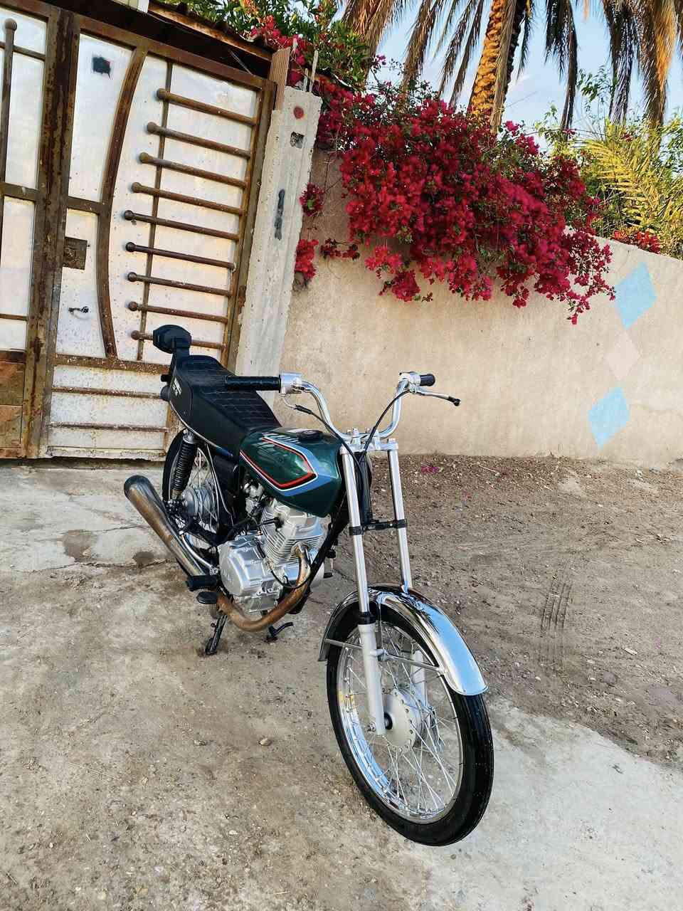 سلام عليكم دراجه البيع كلك مكفوله كفاله عامه دراجه تعمير 26 كله من عده شاصي شاصي موديل 24 مكينه ما مفتوحه بلاد سعر خاص مكان حله صيطرت الآثار مقابل كوين بارك هاذه رقمي بي واتساب ***********
