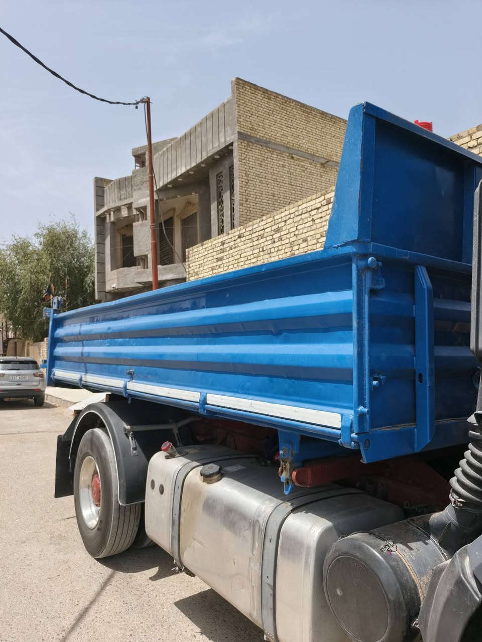 سلام عليكم بدي للبيع مال تك طول 4ونص بلادي دبل شاصي ابو الحنيه جك 5 بستم بدون نضيح دهن البدي من وره مسويله شفت مال بدي مايلر يعني حطها بنهر ونسف انسه الميله ادخل لصور وشوف الفديوات للبيع او مراوس بدي مايلر مال قجمه العنده مايلر ينزل صورته ***********
