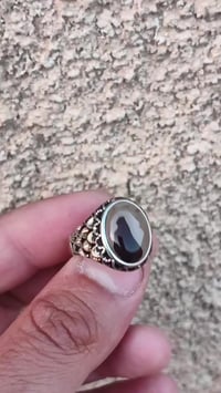 عقيق يماني • طبيعي • فري سايز