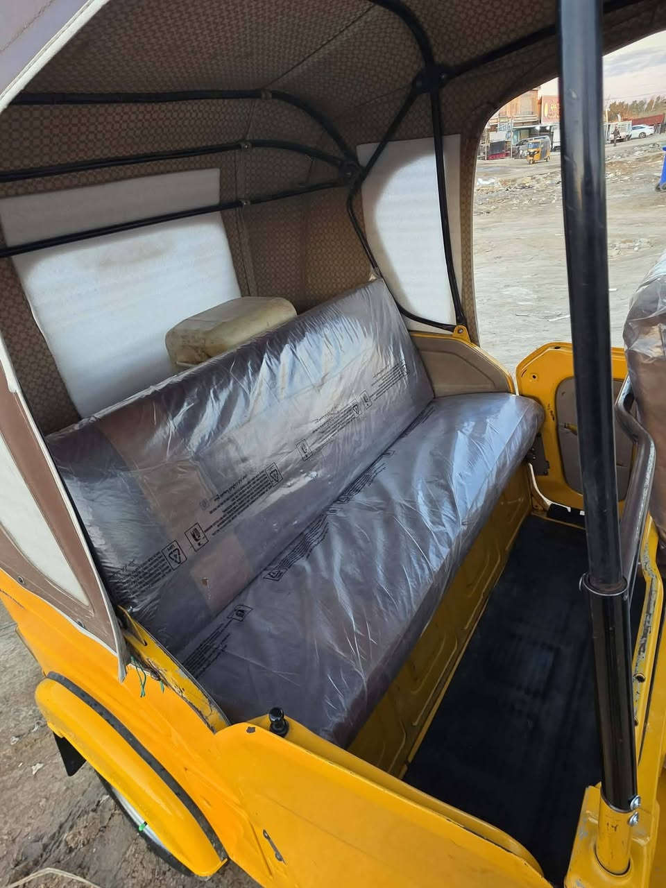 السلام عليكم تكتك للبيع موديل 2022شهر 8تكتك نضيفة خير من الله تكتك بلادية السعر 8 وسبعية وخمسين  وبيها مجال الطيب عنوان بغداد قرب شارع الجزيرة الرقم الهاتف ***********
