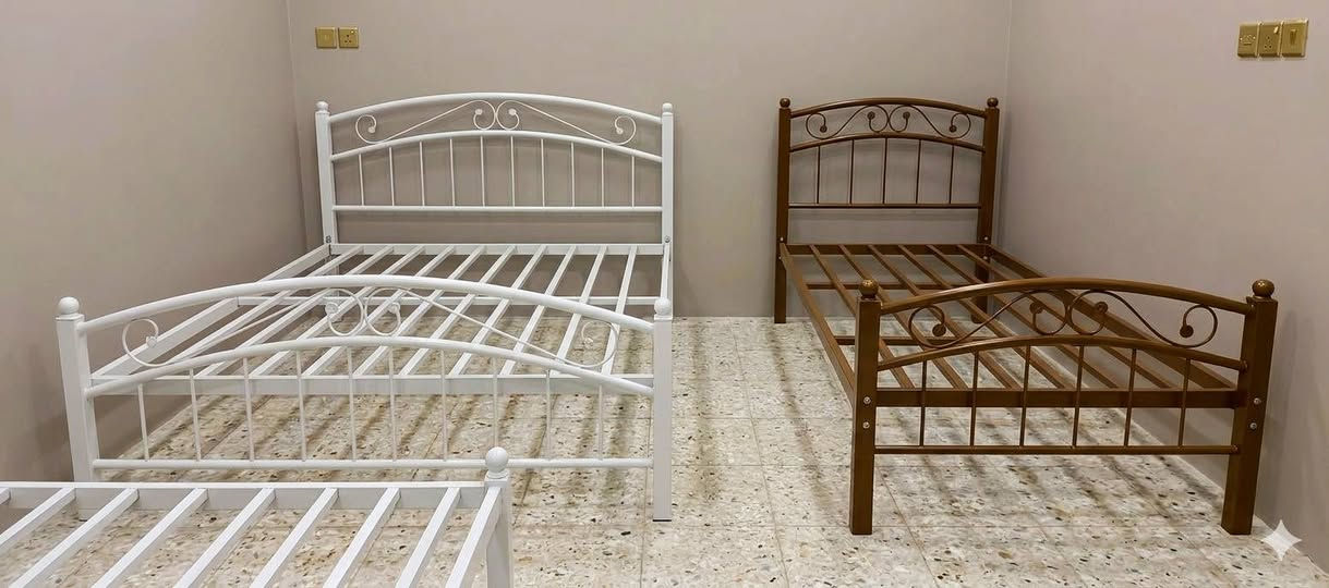 الأناقة والمتانة.. بسعر خيالي! ✨
​جدد غرفتك بسرير يجمع بين القوة العالية والتصميم العصري، متين جداً ومصمم ليدوم طويلاً.
​💰 السعر: 95 ألف دينار فقط!
​📐 القياسات المتوفرة:
​نفر: 90*190
​نفر ونص: 120*200
​نفرين: 180*200
​طابقين: 90*190


**إذا كنت صاحب هذا الإعلان وتريد حذفه لأي سبب، رجاءا أرسل رسالة إلى الدعم الفني**