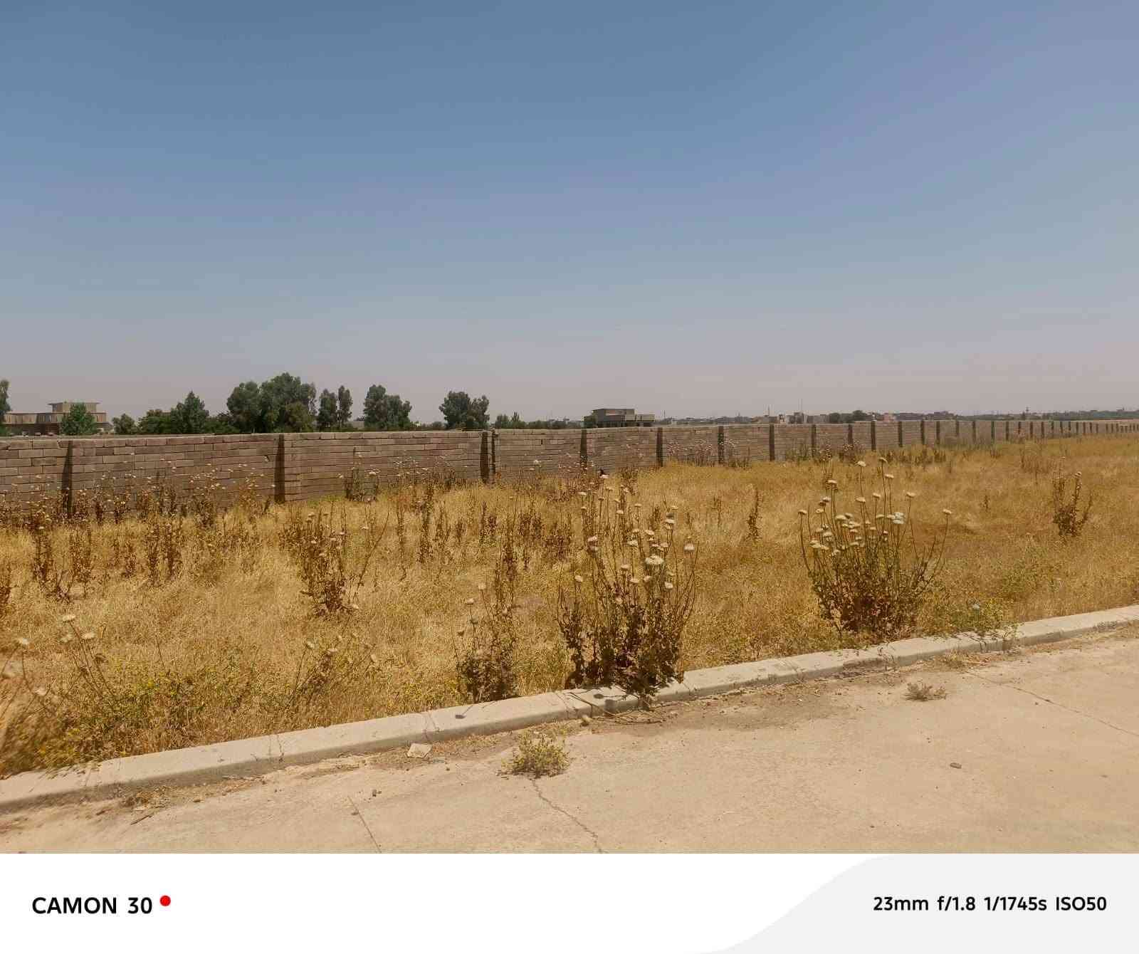 بيع مستعجل 🏗️
ارض زيونه خامسه سومر نهائيه شارع الوزير 150 متر خدمات كامله بيها كرت بلديه نهاية شارع الوزير على شارع 124 
 السعر 15 بيها مجال
واتس اب  :***********
اتصال هاتفي:***********
