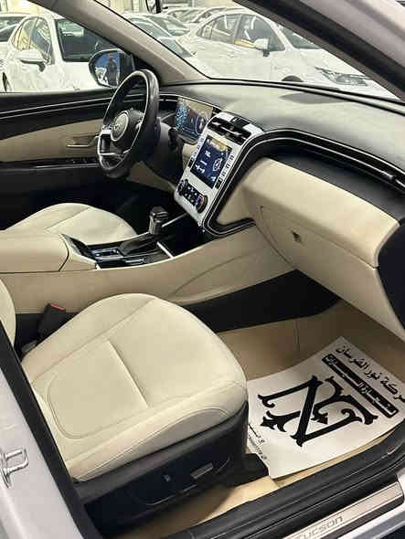 السلام عليكم
توسان موديل 2024

📍 بغداد 

 مكفوله كفاله عامه

سوناره موجود 

فول موصفات فقط القمار حديد

 موصفات التوسان معروفه

ماشيه (38)

السعر 22.5

للتواصل ***********
