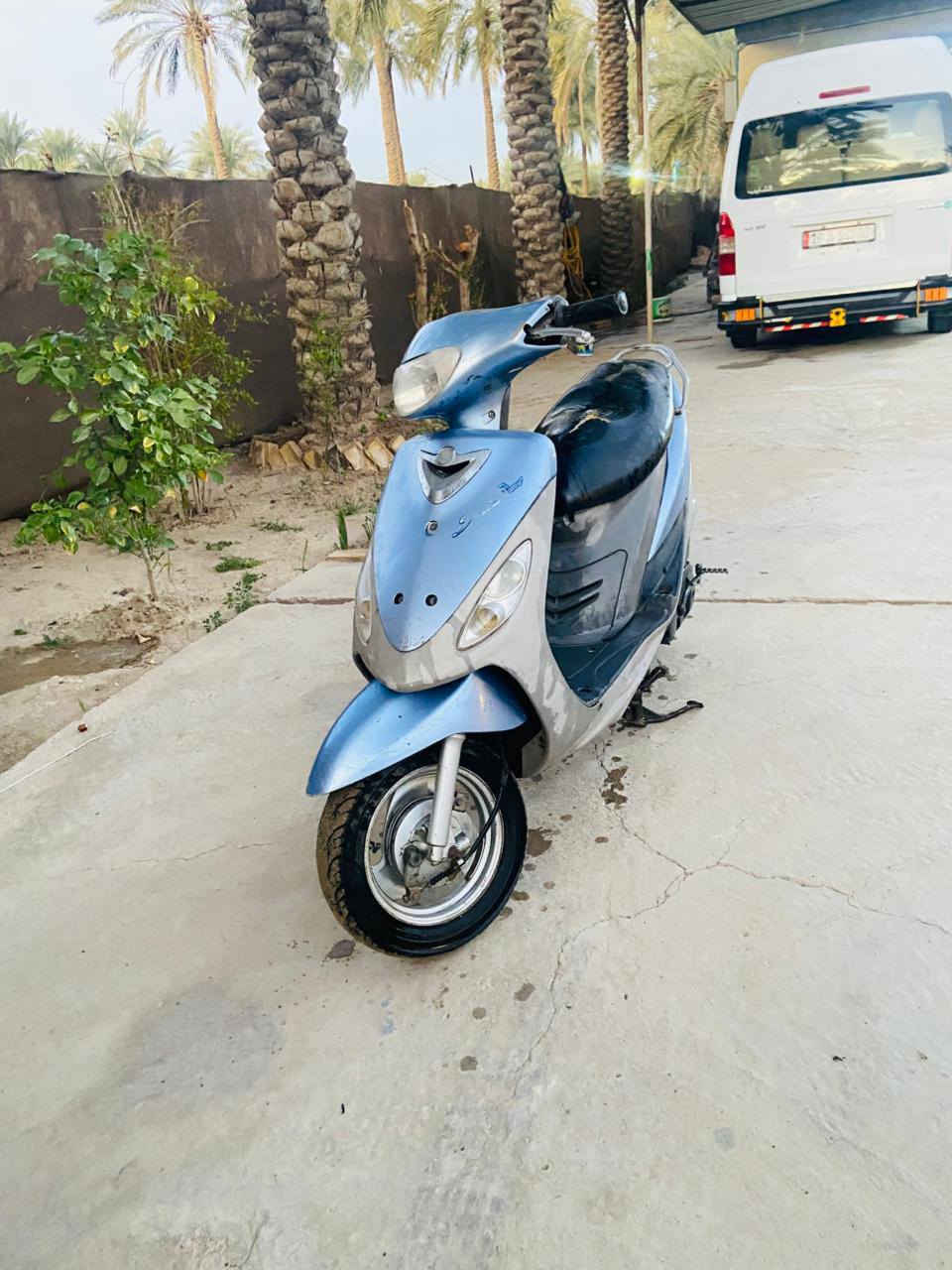 السلام عليكم دراجه منغولي مفتوحه لا تجيني تكلي شبيها دراجه شلعتها حلوه ومعدلها كلها بلاديه عنواني بابل غير متواجد ع النت 
***********
