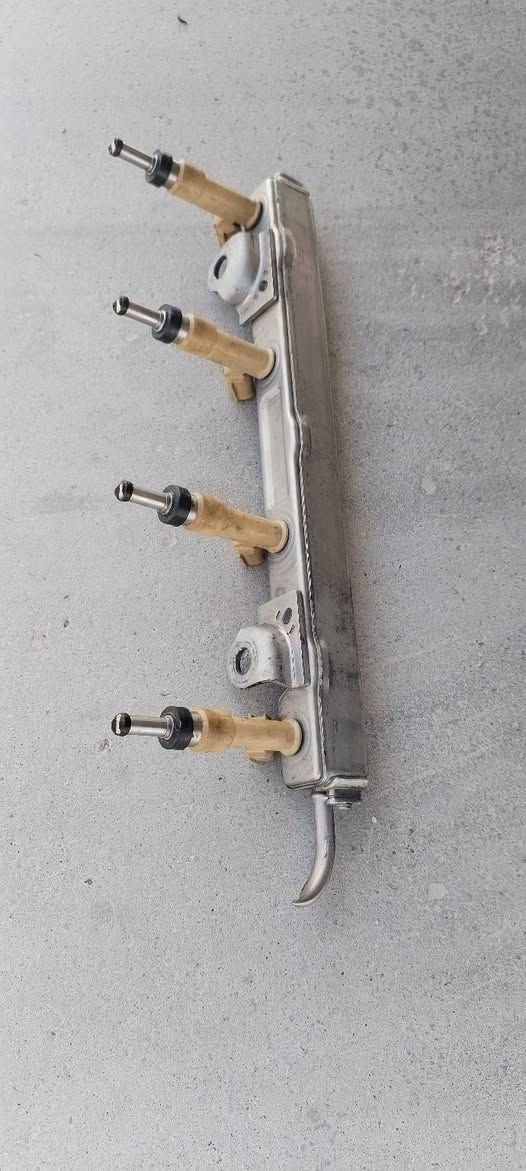 سلام عليكم نوزلات كورله فتحتهن من محرك كصه ١٧ فاحصهن بس تشد سعر ٤٥ بي مجال كركوك
***********
***********
