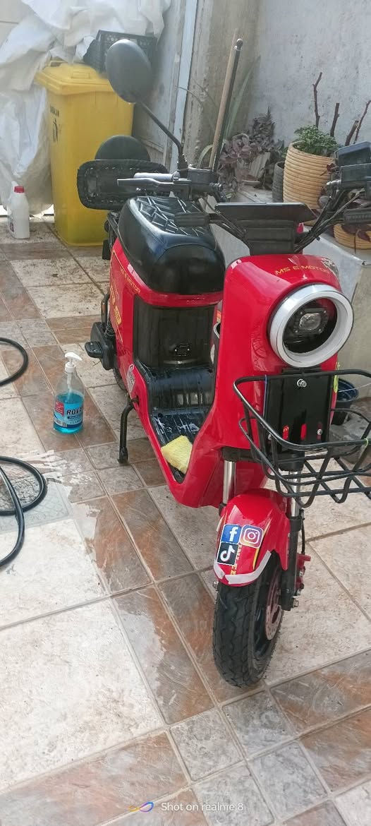 دراجة شحنR9  مستخدم كلش قليل
بصمة 

تشغيل عن بعد

نظام حماية ضد السرقة

وهاي مواصفات بيه

مكاني كركوك الواسطي
 السعر475

***********
