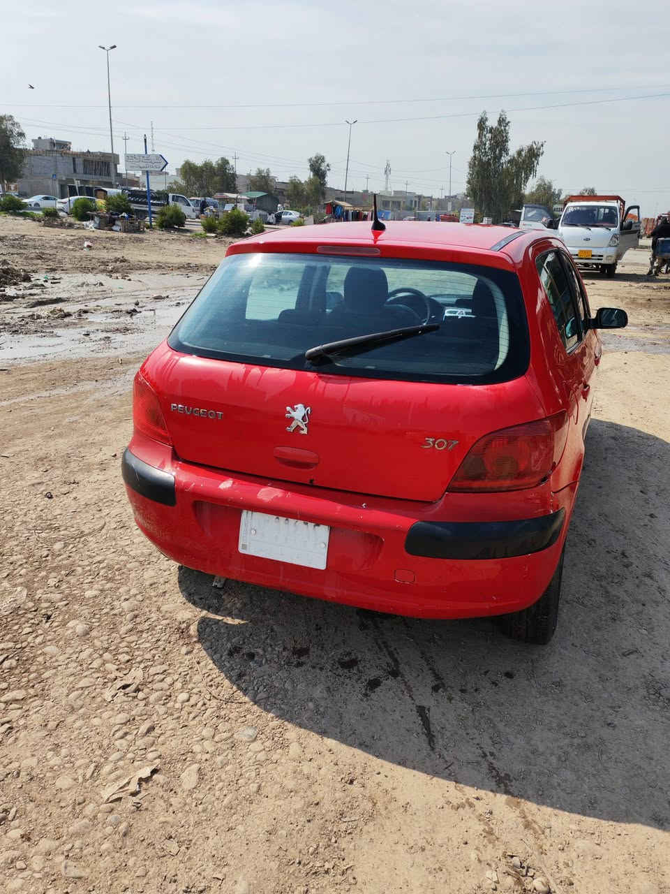 سلام عليكم
بيجو 307 موديل 2006
بدون حادث سياره جارده فقط 
كير توماتيك 
كير محرك مكفول كهربائيات مكفوله
شاشة اندرويد 
تبريد شغال 
رقم بغداد الماني 
مكان السيارة موصل الجانب الايسر 
السعر = 47$ وبيها مجال 👏
للاستسفار 
***********
