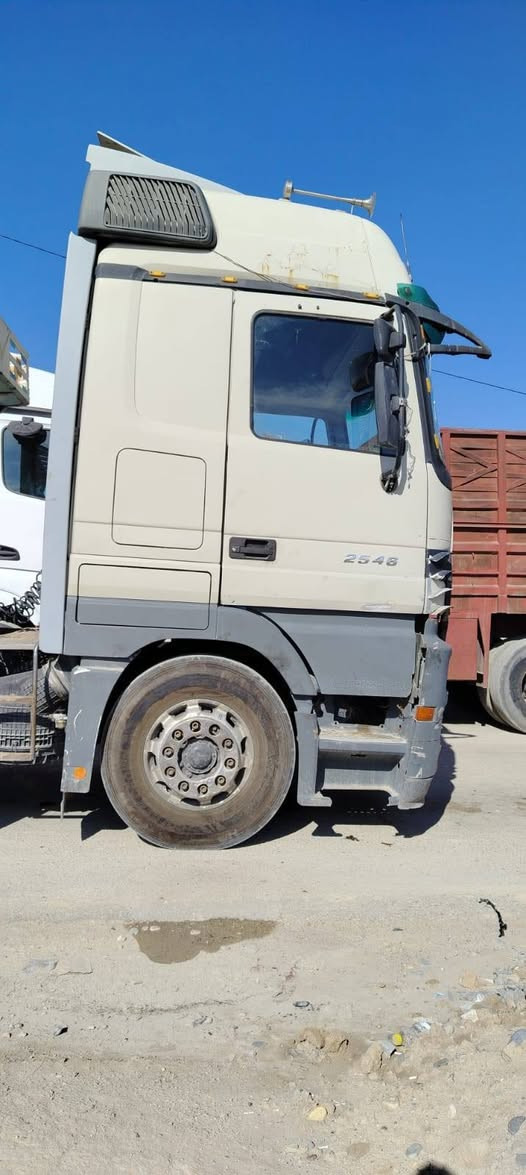 سلام عليكم ورحمة الله وبركاته كتروز سنكل ٢٠٠٤ عرجه ٨ نمو ٣٠٠به مجال ***********
