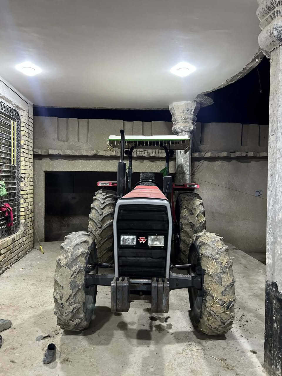 سلام عليكم مكينه هندي للبيع مكفوله رقم ديوانيه أو بيه وكاله موديل 14رقم الهاتف***********
