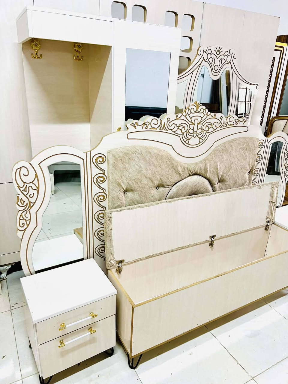 غرفه نضيفه 7 قطع سعر 550 مجال بسيط


**إذا كنت صاحب هذا الإعلان وتريد حذفه لأي سبب، رجاءا أرسل رسالة إلى الدعم الفني**