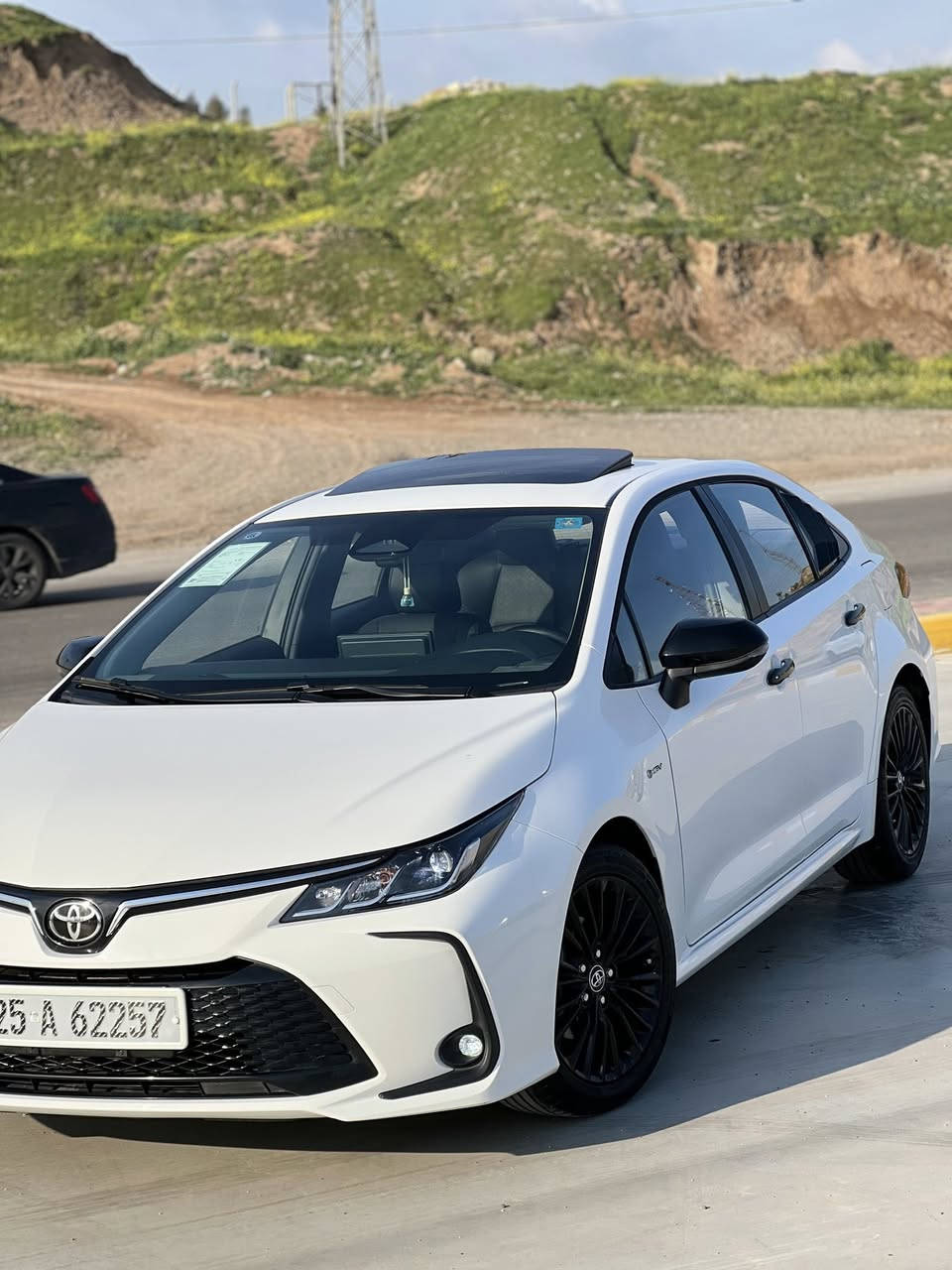 TOYOTA / HEV /2025
سلام عليكم تويتا كرولا موديل 2025 هايبريد كلين يعني بدون صبخ و تعديل  فول مواسفات فتحه رادار بصمه كشنات جلد اربع تايرات و ويلات مبدل قياس 17 وكماليات مسويله ويه كاعيات سياره رقم كركوك دولي بسمي سنويه هزه جديد تحويل ثاني يوم دفتر بنزين موجود سياره كلش اقصادي وماشيه 19 كيلومتر سياره اني ماخذه زيرو يعني اول ايد …. ومراوسه حسب قناقه ايذا مووشراي لت خابر وسعره رايد 158$ وبي مجال بصيط … رقم تلفون *********** وبي واتساب ☎️
