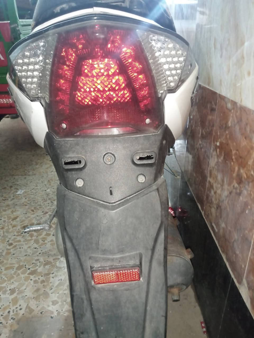 دراجه ياباني للبيع شغاله تفسير يتصل بي على هذا الرقم سعر مرهم 250 وبيها مجال,***********
