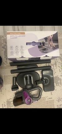 مكنسة كهربائية • متوفر