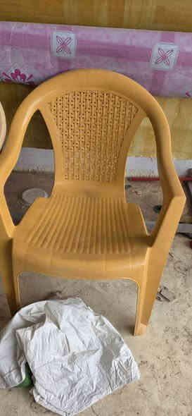 يوجد لدينا افضل انواع الكراسي وكميات مفتوحه وبأرخص الاسعار 
للاستفسار التواصل خاص ***********
