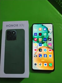 هونر X7c • ذاكرة ٢٥٦ • اغراضه كاملة