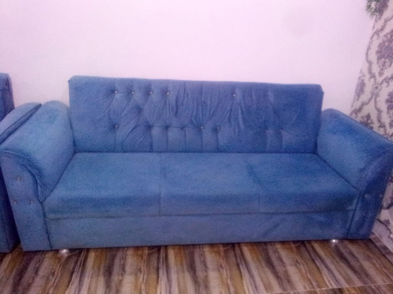 تخم عشر مقاعد للبيع 180 عنوان باب الدرب


**إذا كنت صاحب هذا الإعلان وتريد حذفه لأي سبب، رجاءا أرسل رسالة إلى الدعم الفني**
