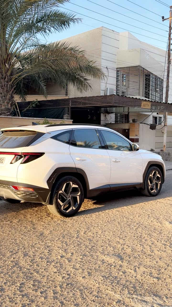 هونداي توكسان خليجيه موديل 2023 محرك 2000 سي سي المرغوب مواصفاتهة ويل جبير كروم بصمه تشغيل وابواب مري شفط اشاره بالمري بردات ابواب خلفيه كراسي جلد ابيض بلادي وكرسيين كهرباء وحساس امامي خلفي كامره شاشه ايبات هندبريك دكمه شاحن وايرلس لايت لد زينون وبقيه مواصفات المعروفه السياره ماشيه 60 الف كيلو مغلفه كشناتهة ودواخلهة من هيه زيرو مكفوله من صبغ وتبديل وضرر بيهة كم ملاحضه مذكوره بسونار وسونار ويه الصور مرفق رقم بغداد هزه جديده بسمي لسعر 19000$ وبيهة مجال بسيط مكاني بغداد عامريه ***********
