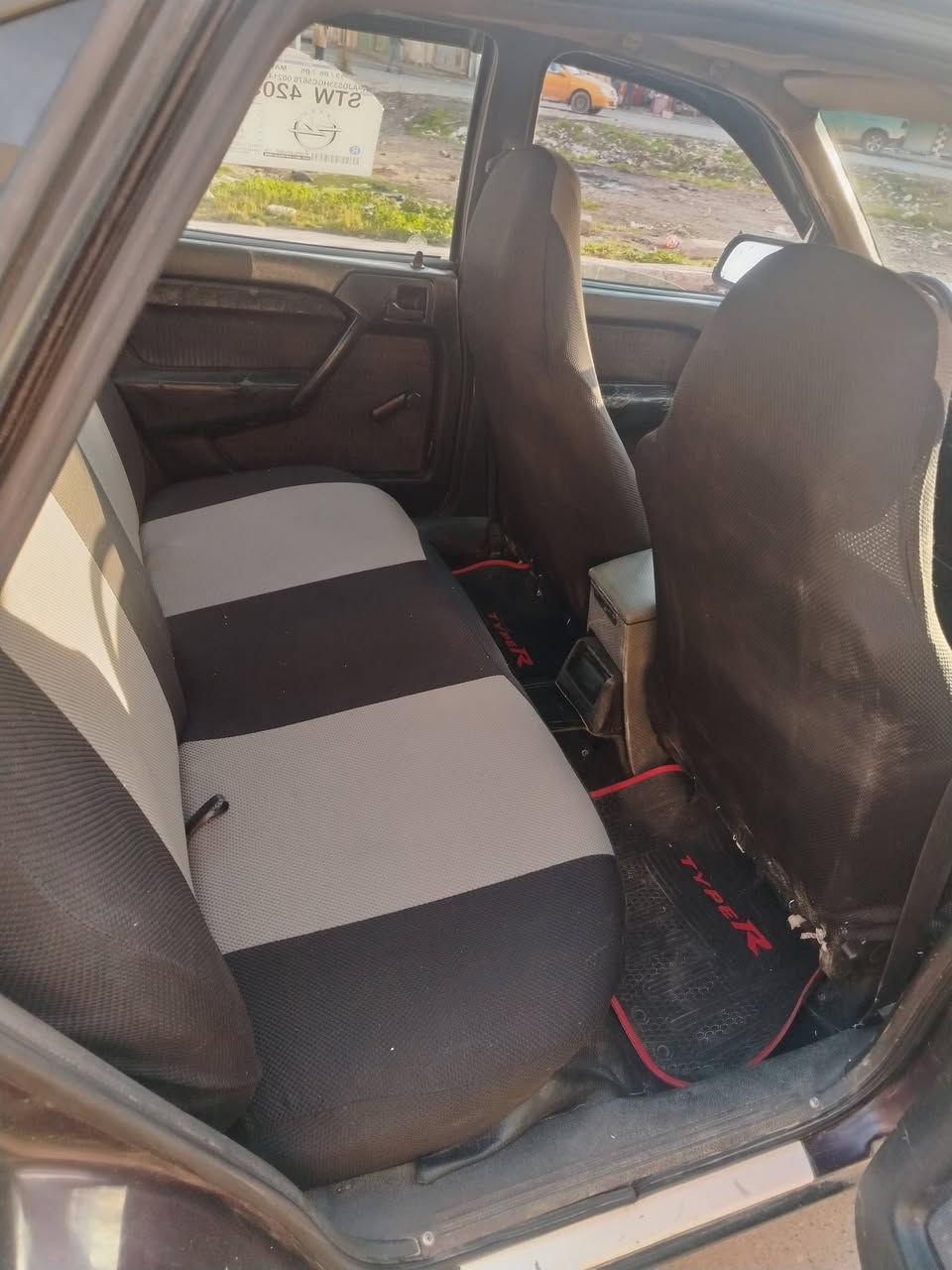 للبيع مديل 95 قفل مركزي بور كير عادي بدون صبغ بدون معجون كير شرط محرك صرف رقم بغداد شرط التحويل العنوان موصل جانب اليمن السعر 43وبيها مجال للاستفسار الاتصال على ***********
