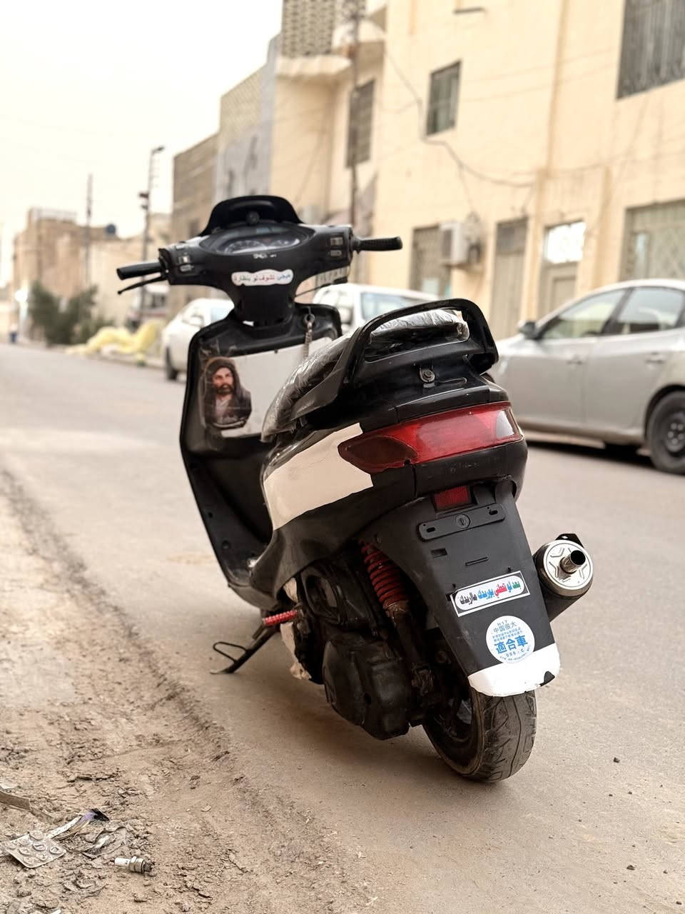 سلام عليكم دراجه فراشة فحل كله شغالة كهربائيات لايت واشاير ودشبول  والدراجه هندر تشتغل الدكمه اشكل 
 🔴 الدراجه بيه كابريته تعبانه يرادله تبديل
مكانه نجف سعرة ٣٠٠  رقمي *********** بي وتساب
