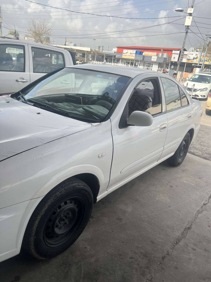 سەنی 2011 سپی ئۆتۆماتیک 3 پارچەی بۆیاخە چەمەلەخو بۆنیتو درگا سەکن  سەنەوی تازەیە بە شەرتی بە ناو کردن گێرو مەکینە مەزبوتە بە شەرتی فەهس  تەبریدو ساردو گەرم بە شەرت چرکەی تیا نیەو لە رەسمەکان جوانترە سەیارەکە لە سلیمانیم من خاوەنی نیمو تەلەفون بۆ خاوەنی بکەن
*********** السليمانية, العراق
