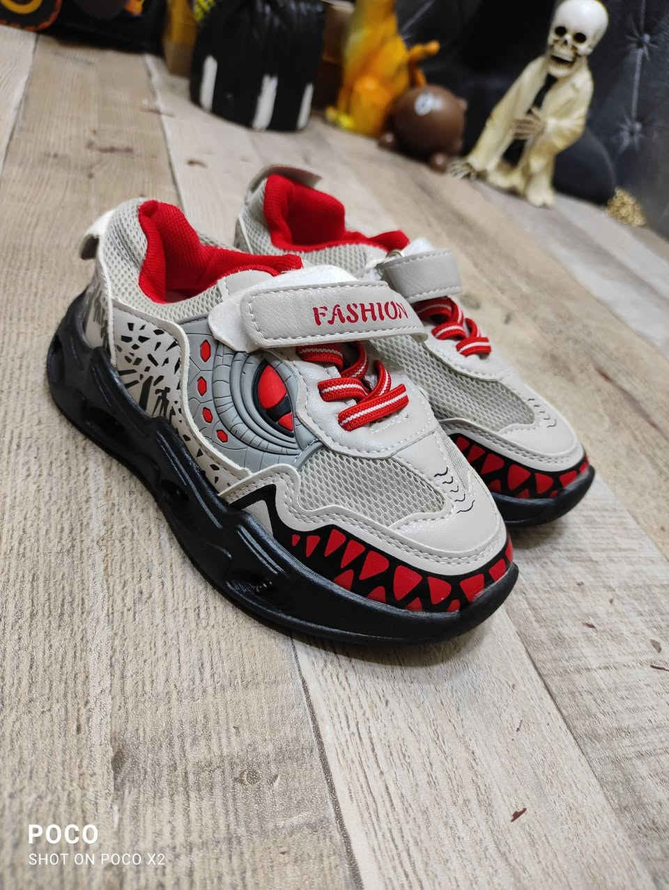 ٧٠٠٠ الحجز على اول تم بلصفحة الشخصية حصرا


**إذا كنت صاحب هذا الإعلان وتريد حذفه لأي سبب، رجاءا أرسل رسالة إلى الدعم الفني**