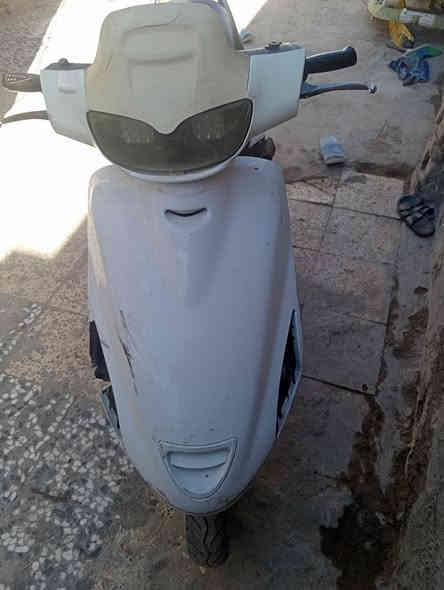 السلام عليكم فراشه للبيع    كهربائيّة كله شغال   سلف شغال هندر شغال 
    مكينه ما مفتوحه مشي ومعدل لا تصرف بانزين كلشي ماعيزه دراجه جاهزه رقمي *********** بي واتساب
