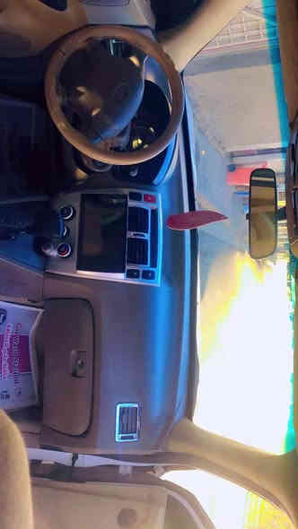 السلام عليكم 
توسان خليجي ٢٠٠٩ سليمانية الرقم الدولي 
سيارة جاهزه من كلشي بيه الجاملغ الأمامي الأيمن مبدل والابنيد مصبوغ والباقي ابلادية فول موصفات شاشة كبيرة كامرة مكينة ٢٧٠٠ تبريد ثلج فتحة سقف تخم تاير صدر جديد إدامة كاملة مابية اي نقص وبالخير على صاحب القسمة بغداد شهداء العبيدي 📞 *********** 
السعر ١08$ وبيه مجال
