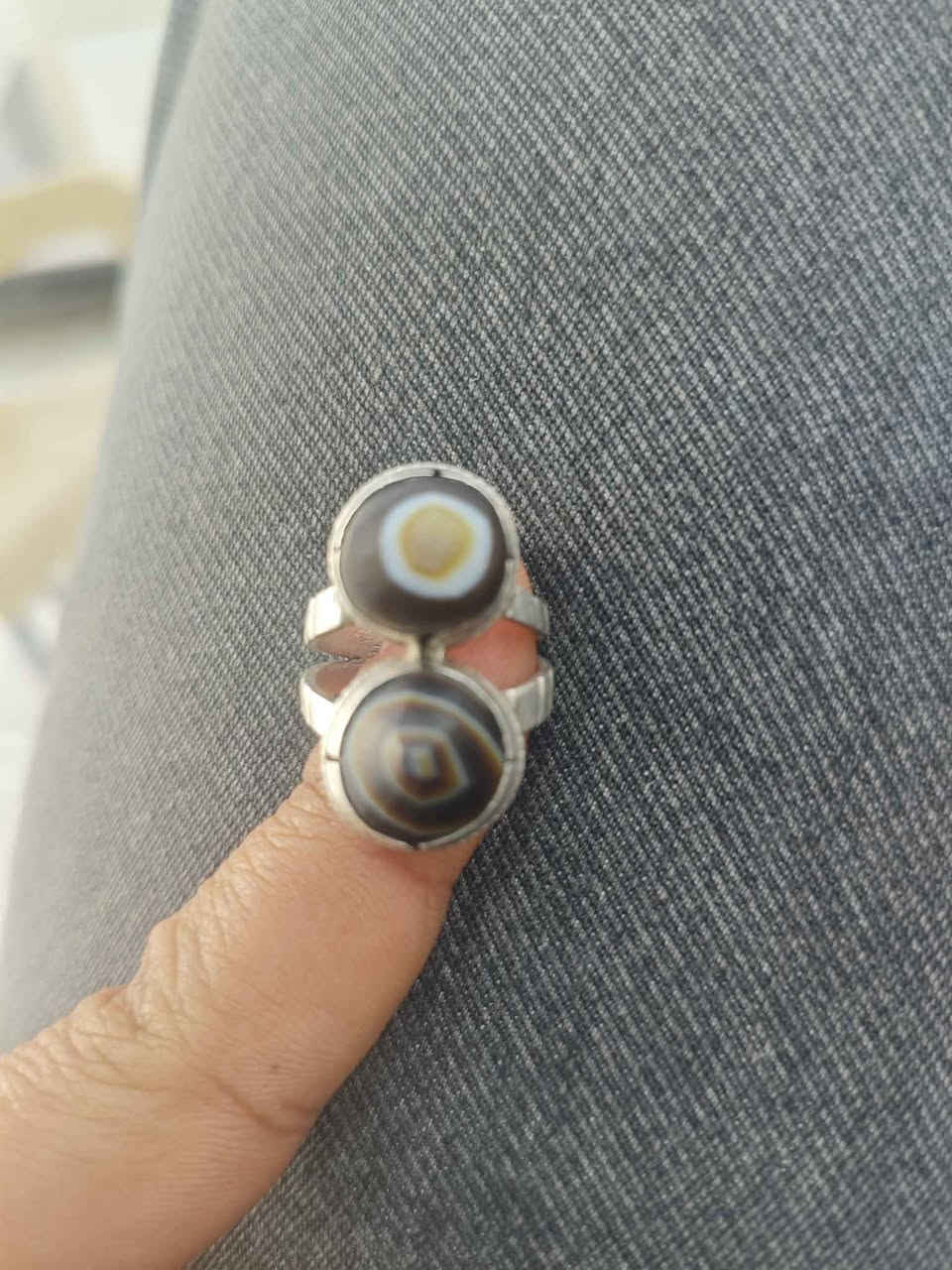 السلام عليكم شباب خاتم جزء سياقه يدويه خاتم شدرتين 
مكاني البصره القبله سعر شباب 75 وبي مجال المو شره رجاء لا يدخل خاص البصرة, العراق


**إذا كنت صاحب هذا الإعلان وتريد حذفه لأي سبب، رجاءا أرسل رسالة إلى الدعم الفني**