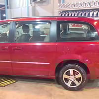 دوج كرفان محرك 3800 موديل 2008 محزمة سعرها شدة 07700482555