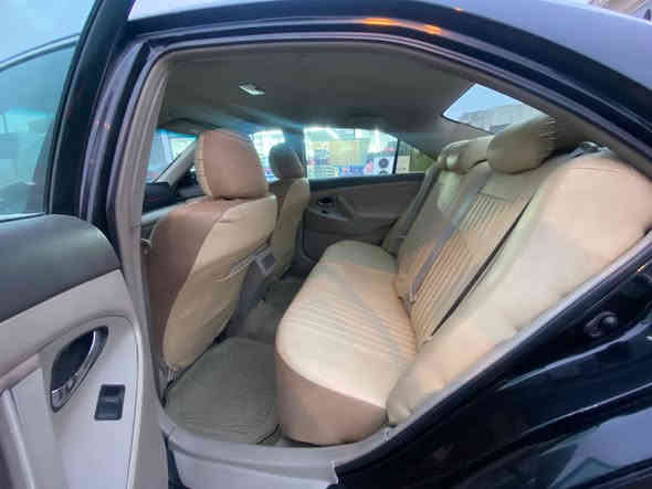 السلام عليكم 
تويوتا كامري 2009 
اسود ملكي سيارة نظيفة ومدامة
كشنات جلد
تبديل جاملغ امامي واحد فقط
محرك مبدل جديد قبل 4 اشهر تقريبا
رقم دهوك باسمي السيارة 
شرط التحويل 
اتكفل باي غرامة على سيارة 
السعر 120 
*********** 
متوفر واتساب
